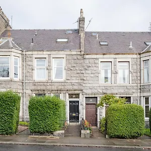 https://sensational-stay-apartments-clifton-road.hotelsaberdeenuk.com